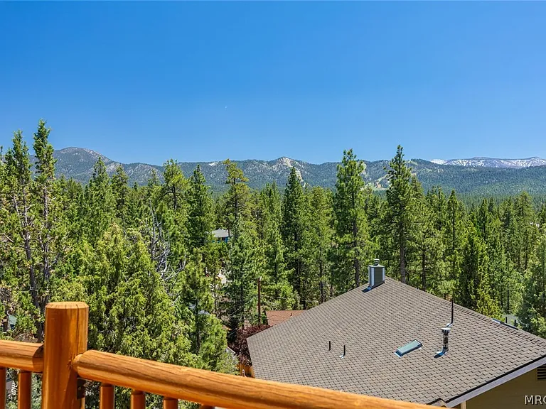 1165 Green Mountain Dr — Photo 39
