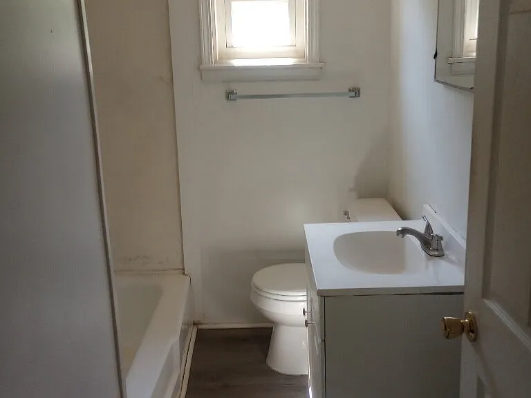 55 Oak St — Photo 7