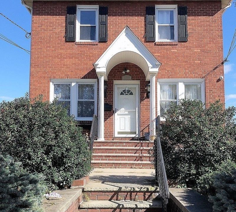 1st image of 329 Buel Ave
