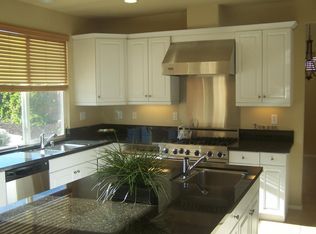 35913 Nonnie Dr, Wildomar, CA 92595