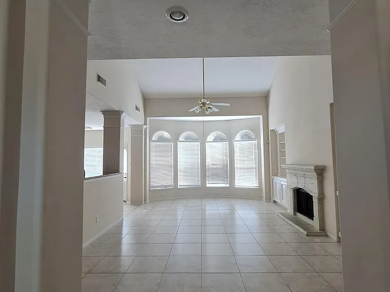 503 Nadia Way — Photo 10