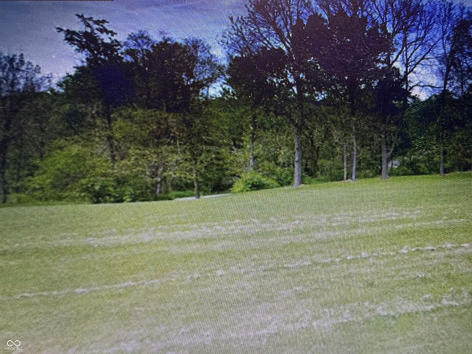 2nd image of N Oakwood Dr