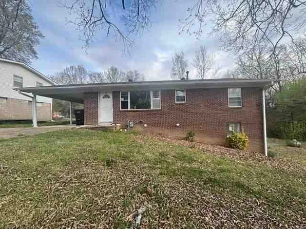 1614 Hospital Dr, Pocahontas, AR 72455