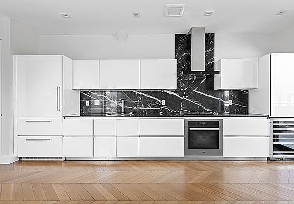 5th image of 92 Morningside Ave #Penthouse