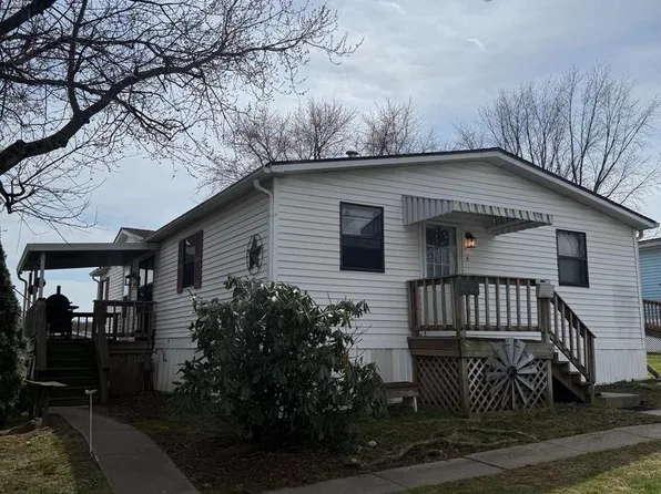 203 Greyfield Dr, Lancaster, PA 17603