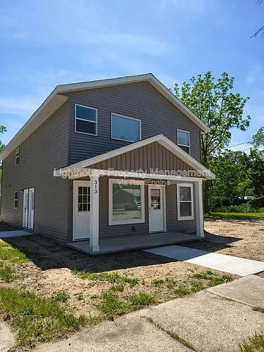 313 Orchard Ave Photo 1