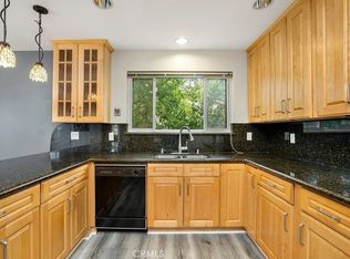 19738 Gresham St, Northridge, CA 91324