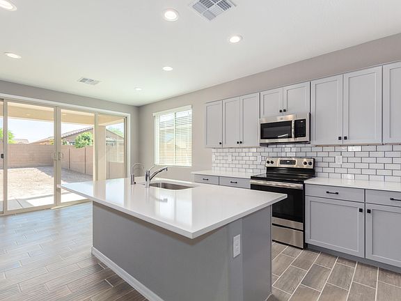 2nd image of 43985 W Palo Aliso Way