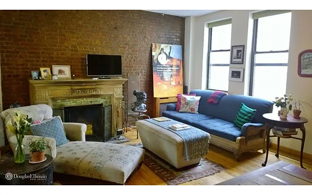 Rented by Douglas Elliman | media 15