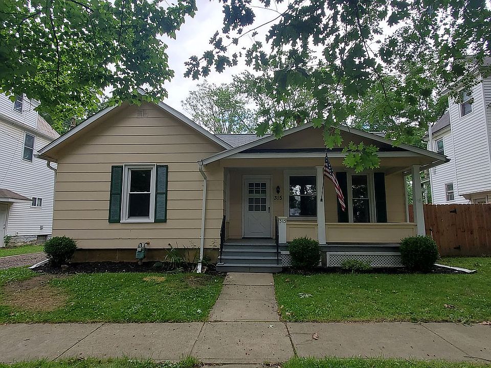 1st image of 315 8th St