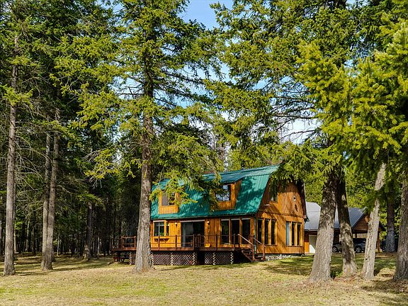 3rd image of 424 N Milnor Lake Rd