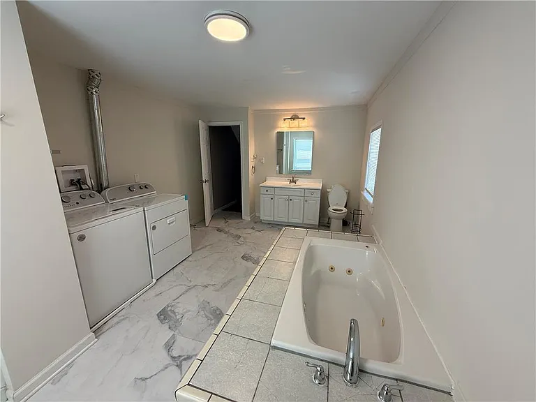 452 Hanover Ave — Photo 17
