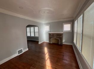 17409 Arlington Ave #1, Hamtramck, MI 48212