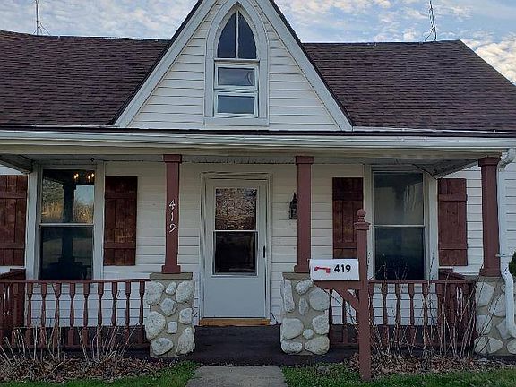 2nd image of 419 E Main St