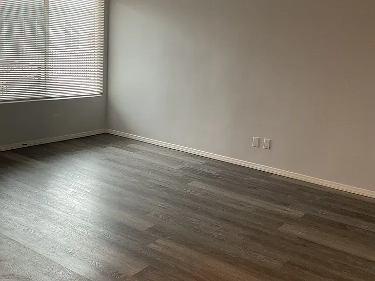3820 45th St #5 — Photo 9