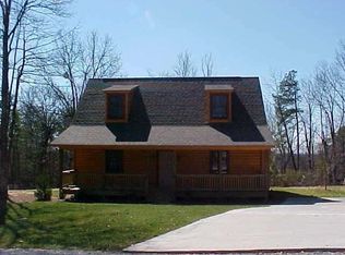 1353 Hunter Dr, Talking Rock Creek, GA 30175