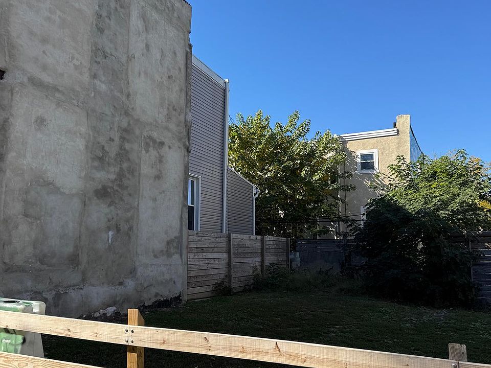 2nd image of 5109 Hadfield St