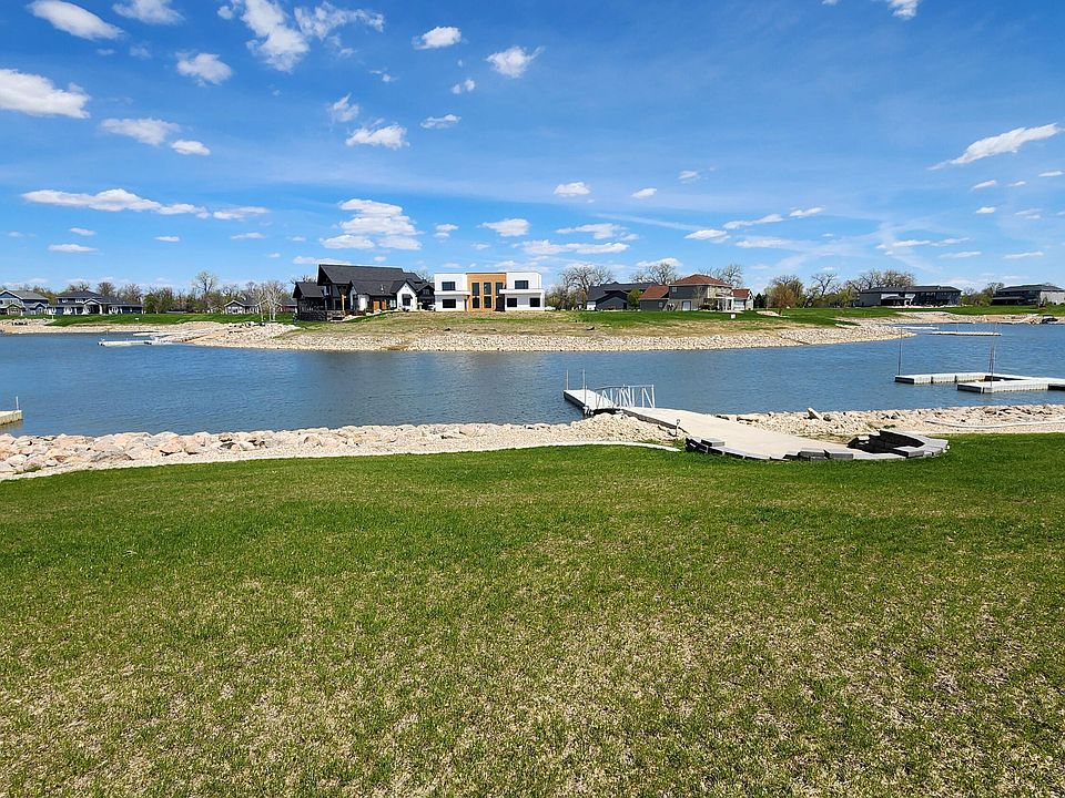 6209 Misty Waters Dr, Bismarck, ND 58503 Zillow