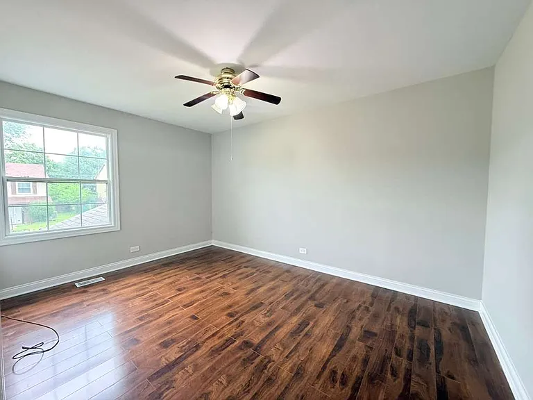 229 Juniper Ln — Photo 5