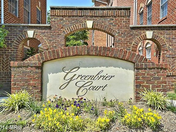 2nd image of 2407 N Greenbrier Ct