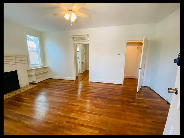 331 S Woodrow St #1 — Photo 4