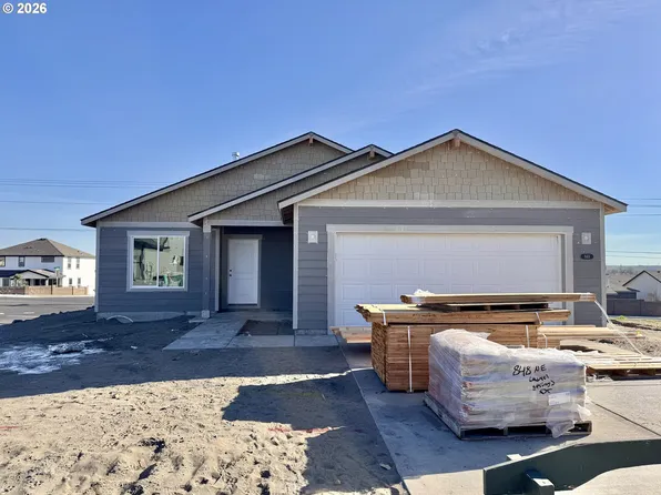 848 NE Laurel Springs Dr, Hermiston, OR 97838