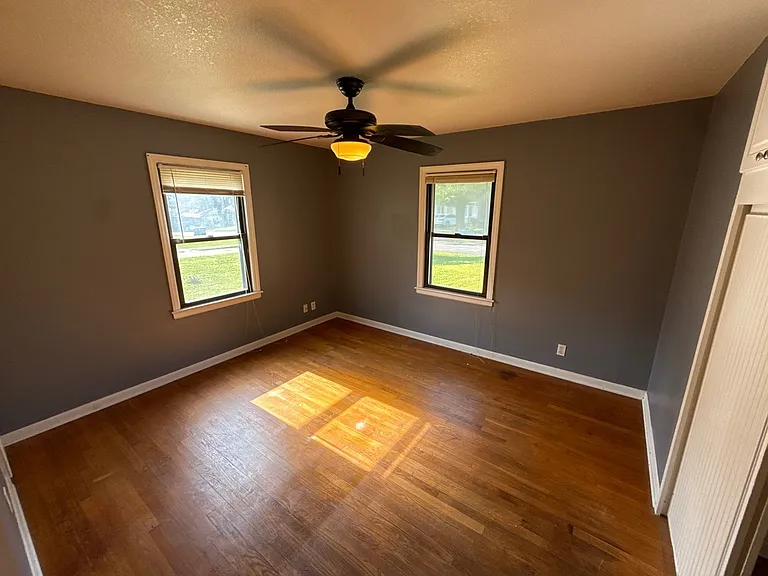 1200 NE 67th Pl — Photo 7