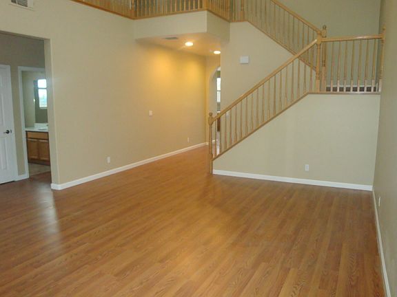 5th image of 6517 Charles Ct