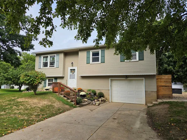 9142 Dover Ln, Girard, PA 16417