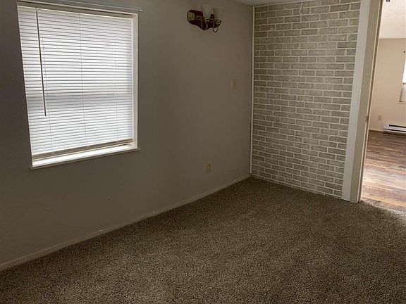 4th image of 1217 N Avenue A