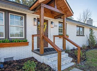 222 Carolina Ave, Moncks Corner, SC 29461