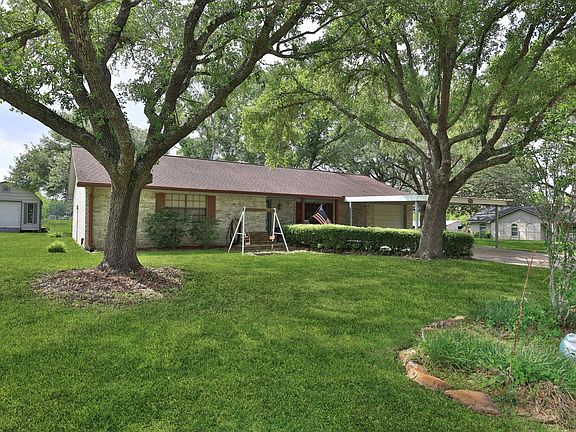 2nd image of 30823 Martens Rd