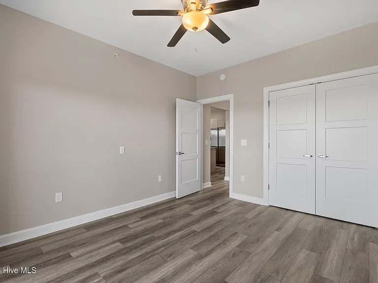 2272 Dolphin Shores Dr SW #402 — Photo 36