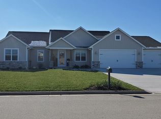 W5085 Natures Way Dr, Sherwood, WI 54169