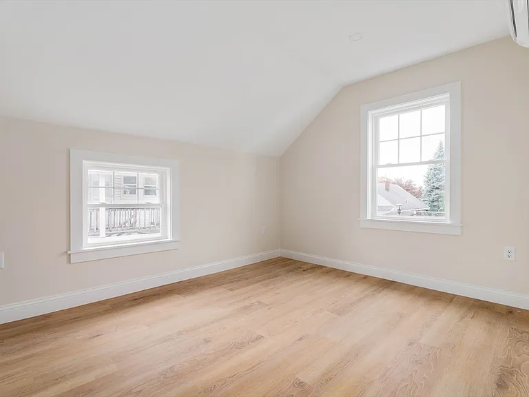 121 Fayette St #B — Photo 11