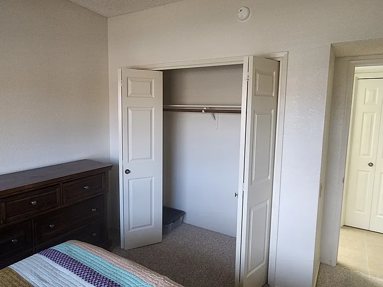1525 W Via Del Jarrito — Photo 21