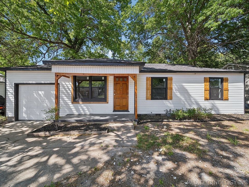 1st image of 312 E 12th Pl
