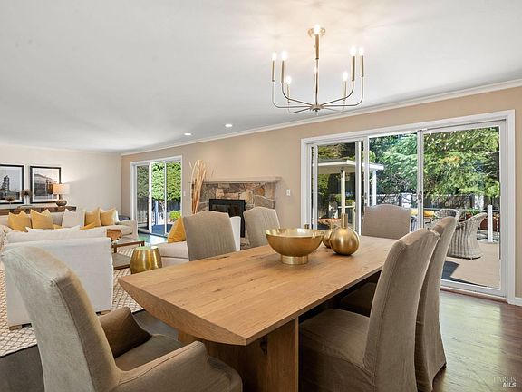 3rd image of 15 Baywood Circle