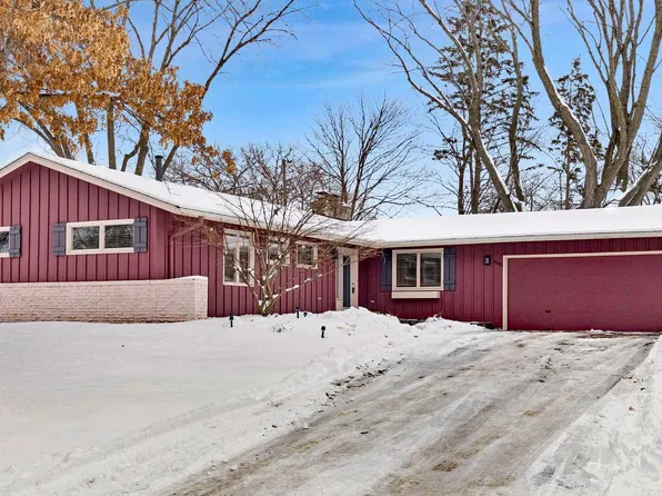 5945 Westmore Way, Golden Valley, MN 55422