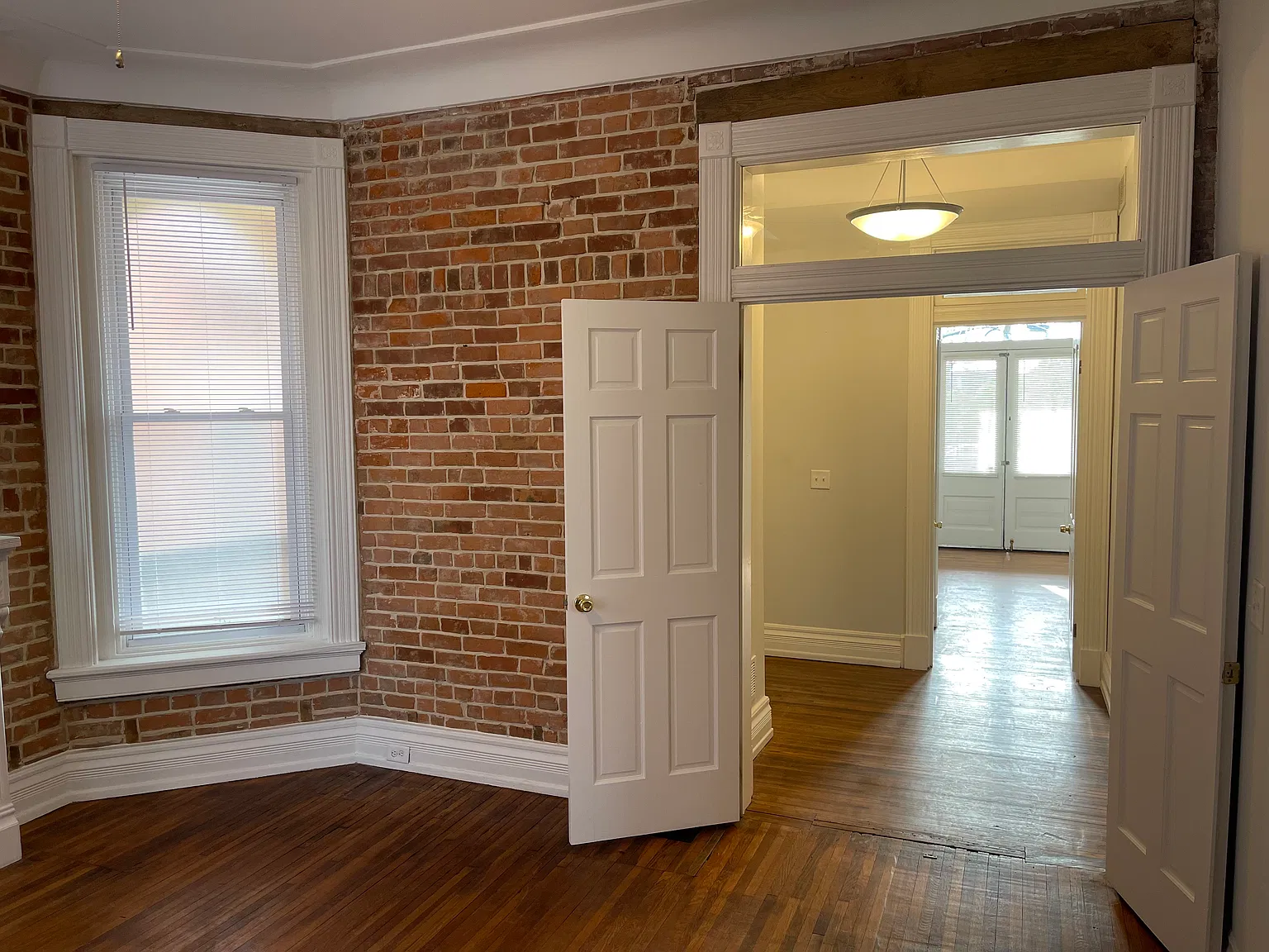 2112 Sinton Ave — Photo 3