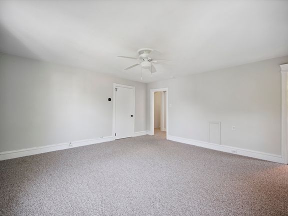 Living / Dining Rm
