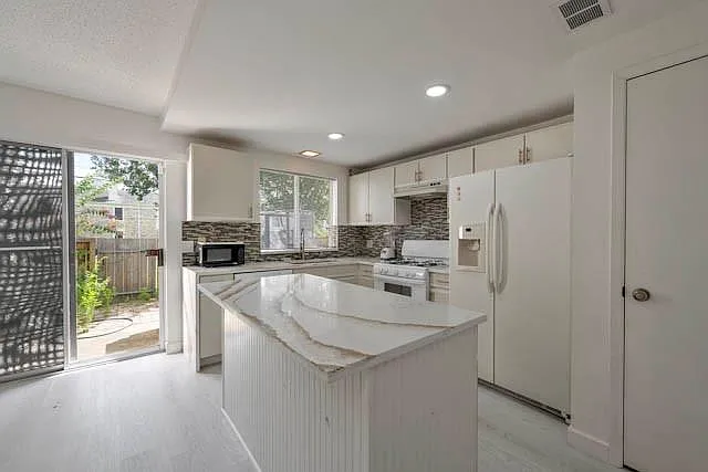 2910 Grants Lake Blvd — Photo 6