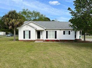 2418 Wills Pl, Effingham, SC 29541