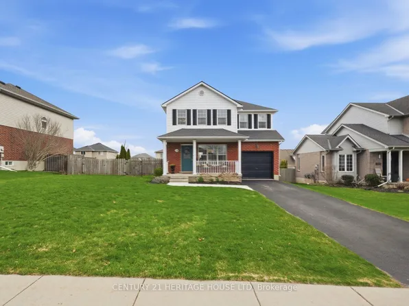 34 Primrose Dr E, Tillsonburg, ON N4G 5S7
