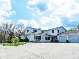 6860 Ross Rd, Madison, OH 44057