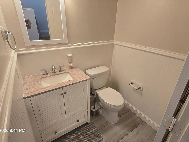 7239 Foxbrook Dr — Photo 23