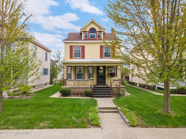 1124 Parkwood Boulevard, Schenectady, NY 12308