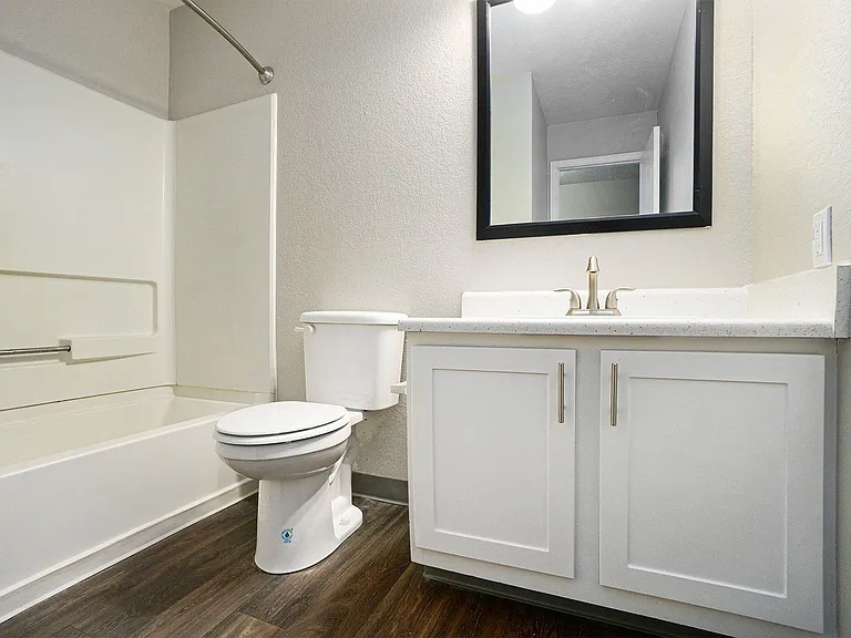 The Vista Apartments and Townhomes — Photo 26