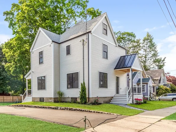 135 Linden Rd, Melrose, MA 02176