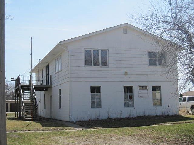 2nd image of 1019 Otley Ave